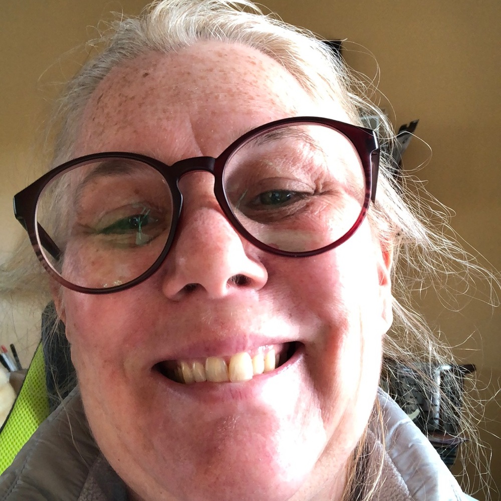 Meet your Posher, Melissa